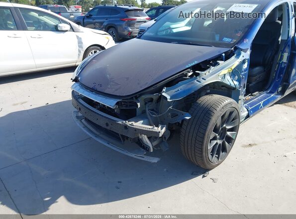 7SAYGDEE9NF443673 2022 TESLA MODEL Y Blue 