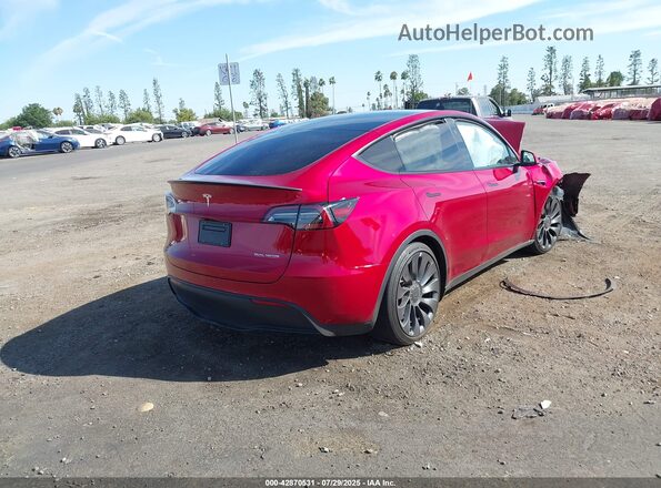 7SAYGDEF7RF105137 2024 TESLA MODEL Y Red Rear right