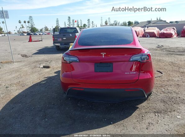 7SAYGDEF7RF105137 2024 TESLA MODEL Y Red 