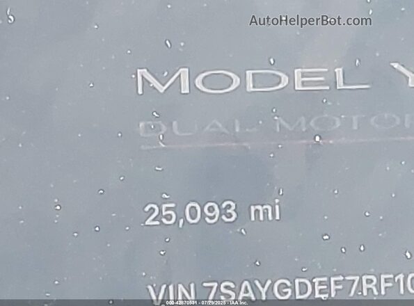 7SAYGDEF7RF105137 2024 TESLA MODEL Y Red 
