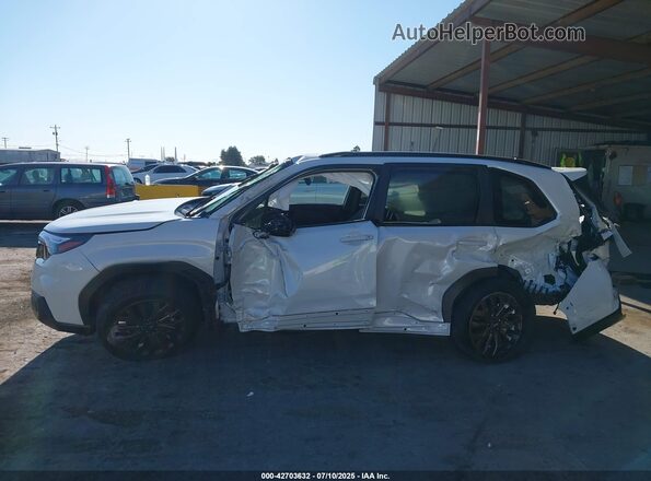 JF2SLDFC5SH520547 2025 SUBARU FORESTER White Vista interior de 360 grados