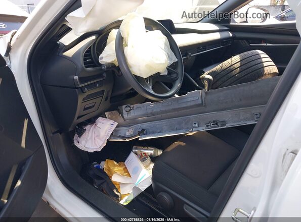 JM1BPAJL1M1307874 2021 MAZDA 3 White 