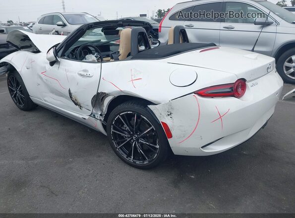 JM1NDAD77R0602849 2024 MAZDA MX-5 MIATA White 
