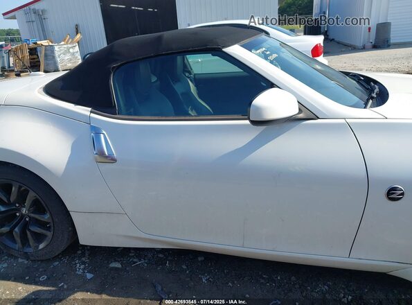 JN1AZ4FH5HM940204 2017 NISSAN 370Z White 