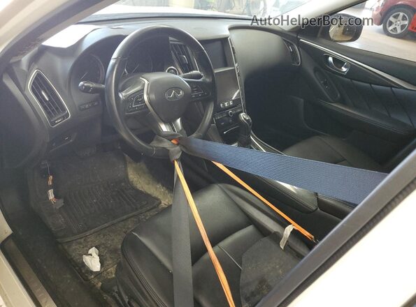 JN1EV7AP7MM700174 2021 INFINITI Q50 White Widok deski rozdzielczej