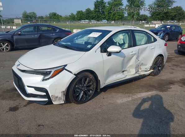 JTDBDMHE7S3020087 2025 TOYOTA LL White Առջևի ձախ երեք քառորդ տեսարան