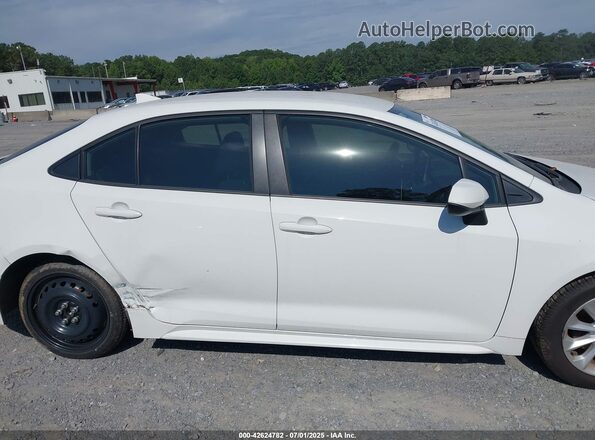 JTDVPMAE6MJ132425 2021 TOYOTA LL White Rear interior view