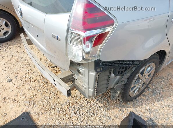 JTDZN3EU3GJ051504 2016 TOYOTA PRIUS V Silver 