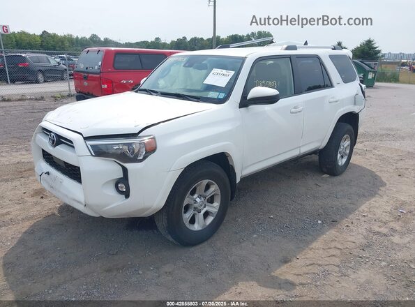 JTEEU5JR1M5245463 2021 TOYOTA 4RUNNER White Przód lewy