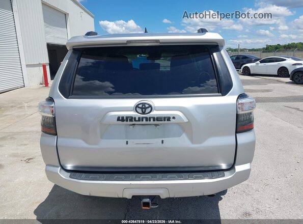 JTEEU5JR4M5232240 2021 TOYOTA 4RUNNER Silver 