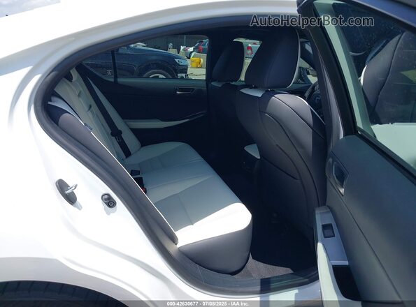 JTHAP1D27P5004589 2023 LEXUS IS 500 White 