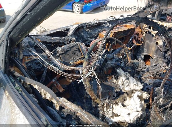 JTME6RFV3SD570615 2025 TOYOTA RAV4 HYBRID White Vista de los asientos traseros