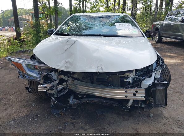 JTNABAAE2SA019771 2025 TOYOTA LL White Vista frontal