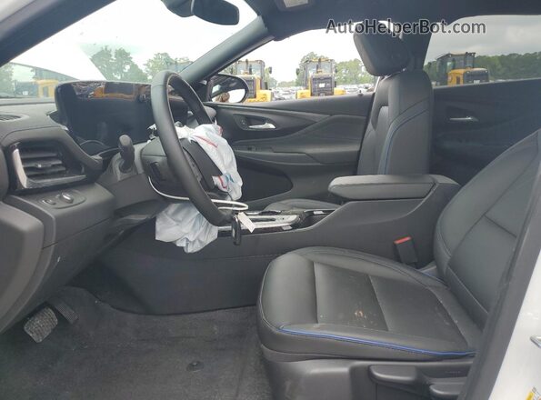 KL47LBE24RB096920 2024 BUICK OTHER White Widok wnętrza z przodu