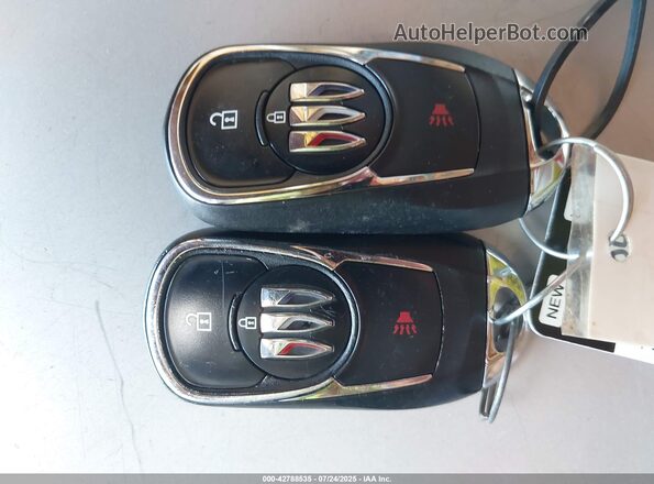 KL4AMESLXRB007949 2024 BUICK ENCORE Silver 