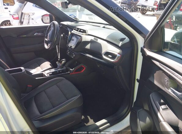 KL79MTSL2MB113864 2021 CHEVROLET TRAILBLAZER White Սալոնի դիմացի տեսք