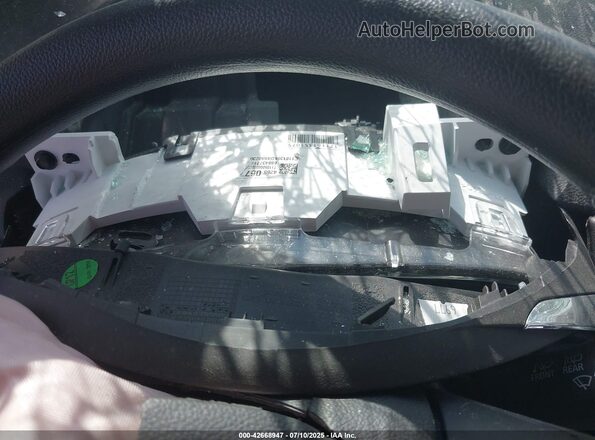KL7CJKSB5JB721325 2018 CHEVROLET TRAX Silver Հետևի նստատեղերի տեսք