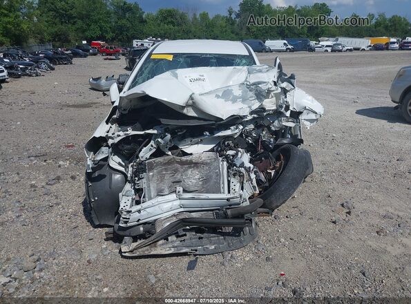 KL7CJKSB5JB721325 2018 CHEVROLET TRAX Silver Սարքավորումների վահանակի տեսք