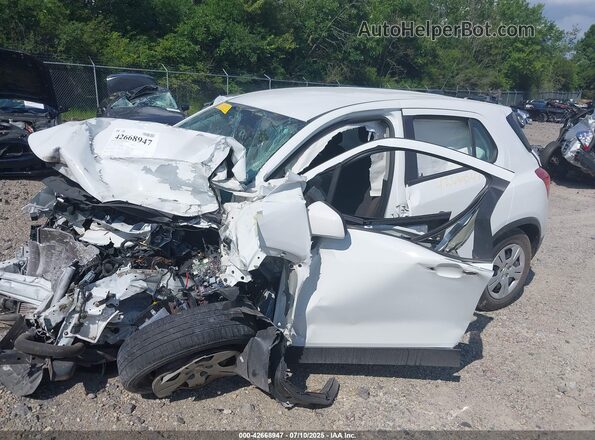 KL7CJKSB5JB721325 2018 CHEVROLET TRAX Silver 
