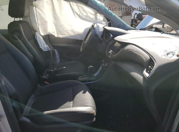 KL7CJLSM2MB375665 2021 CHEVROLET TRAX Silver წინა სალონის ხედი