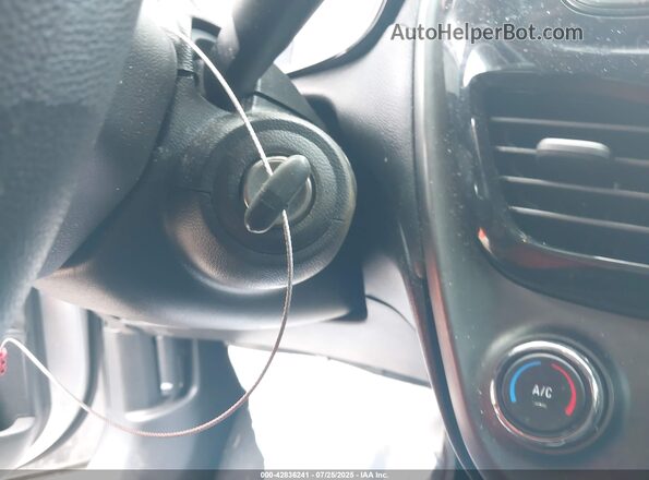 KL8CB6SA8LC476637 2020 CHEVROLET SPARK Silver Vista del salpicadero