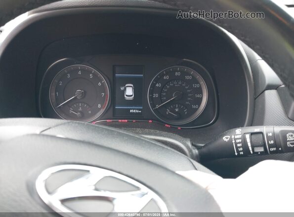 KM8K62AA2LU540873 2020 HYUNDAI KONA Black Vista de los asientos traseros