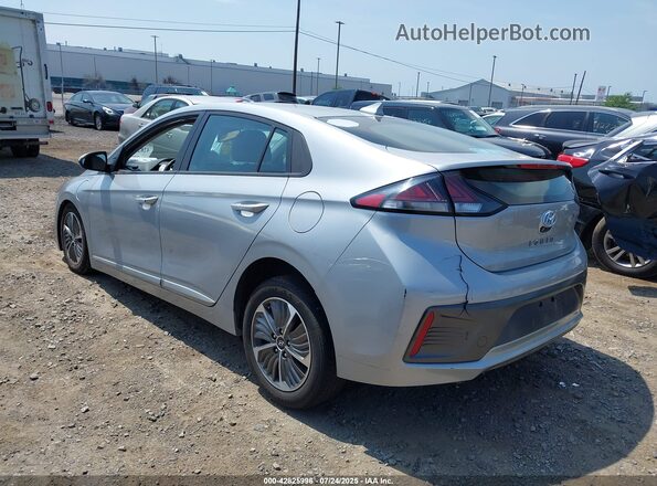 KMHC65LDXMU250749 2021 HYUNDAI IONIQ PLUG-IN HYBRID Silver 