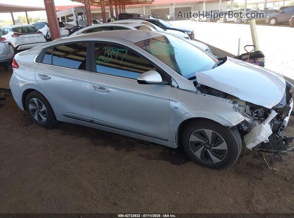 KMHC75LC8JU098521 2018 HYUNDAI IONIQ HYBRID Gray Widok wnętrza 360 stopni