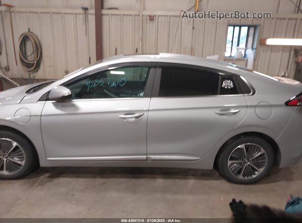 KMHCX5LD8NU268407 2022 HYUNDAI IONIQ PLUG-IN HYBRID Gray უკანა სალონის ხედი