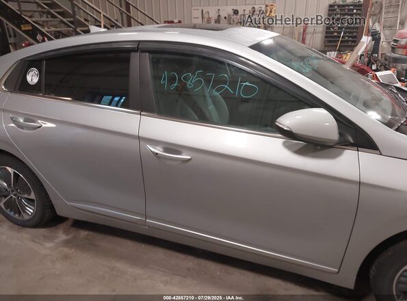 KMHCX5LD8NU268407 2022 HYUNDAI IONIQ PLUG-IN HYBRID Gray ხელსაწყოთა პანელის ხედი