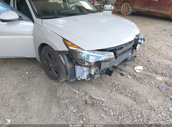 KMHLM4AGXMU159669 2021 HYUNDAI ELANTRA Silver Widok z przodu