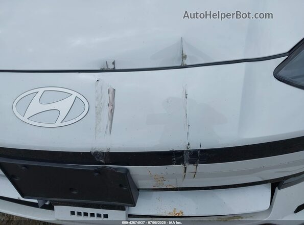 KMHM34AC3PA045667 2023 HYUNDAI IONIQ 6 White 