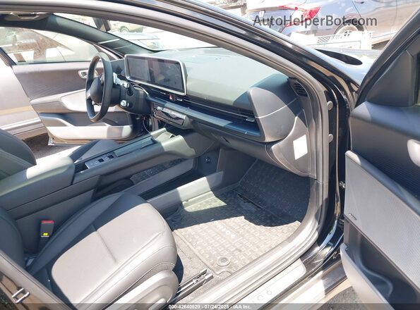 KMHM54AC9SA093905 2025 HYUNDAI IONIQ 6 Black Սալոնի դիմացի տեսք