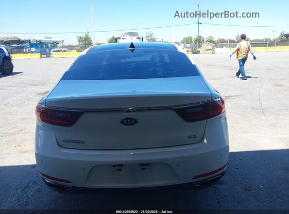 KNALC4J19H5093518 2017 KIA CADENZA White 