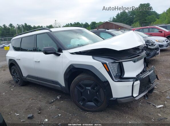 KNDAEFS56S6053741 2025 KIA EV9 White Вид задньої частини салону