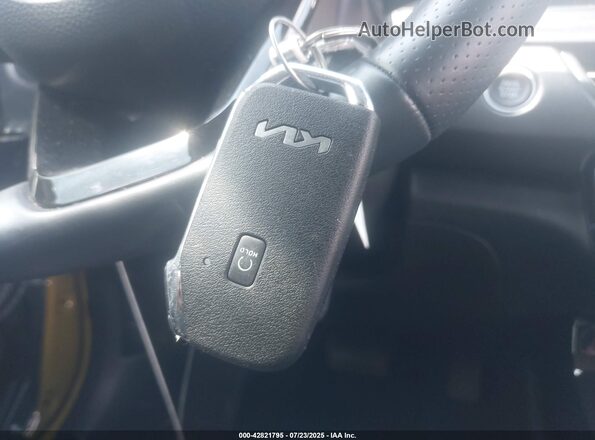 KNDETCA79R7568357 2024 KIA SELTOS Gold 