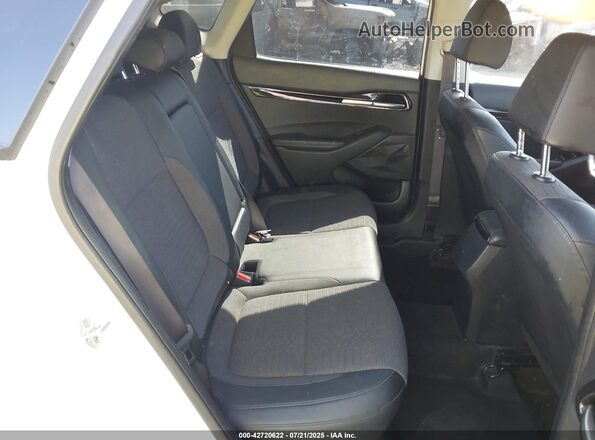 KNDEU2AA2M7115127 2021 KIA SELTOS White 