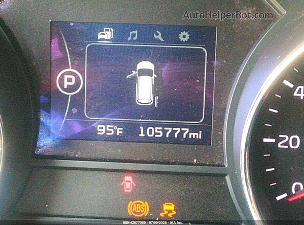 KNDMB5C17H6332877 2017 KIA SEDONA White 
