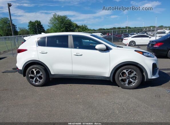 KNDPM3AC9M7912832 2021 KIA SPORTAGE White Սալոնի հետևի տեսք