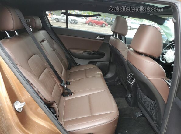 KNDPR3A68H7248296 2017 KIA SPORTAGE Tan Rear interior view