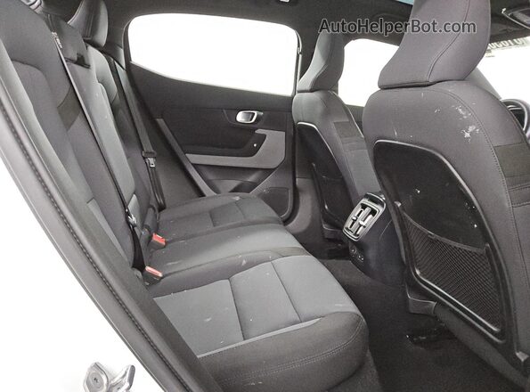 LPSED3KAXML012896 2021 POLESTAR 2 White Vista de los asientos traseros