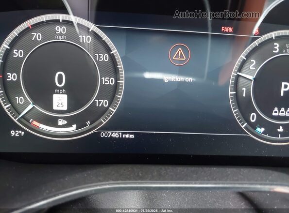 SADCT2EXXSA748908 2025 JAGUAR F-PACE Black Հետևի նստատեղերի տեսք