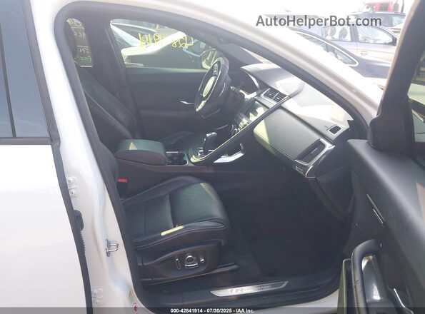 SADFM2GX2L1013655 2020 JAGUAR E-PACE White Вид салону спереду