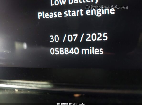 SADFM2GX2L1013655 2020 JAGUAR E-PACE White Панорамний вид салону 360°