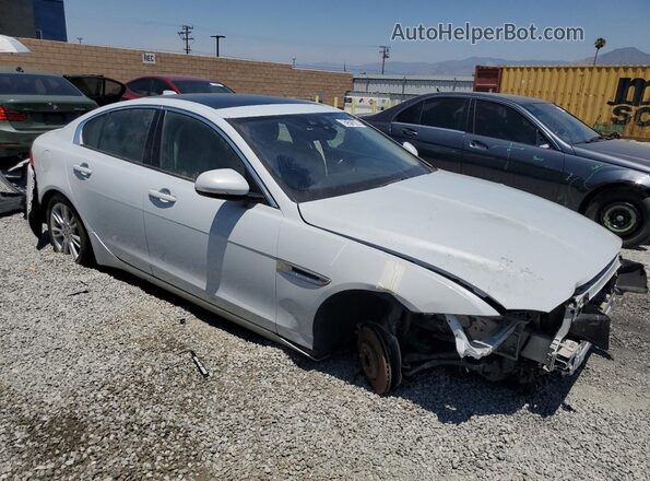 SAJAD4BG3HA945509 2017 JAGUAR XF White 