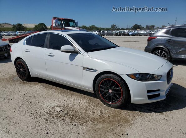 SAJAR4BG1HA978526 2017 JAGUAR XF Белый 