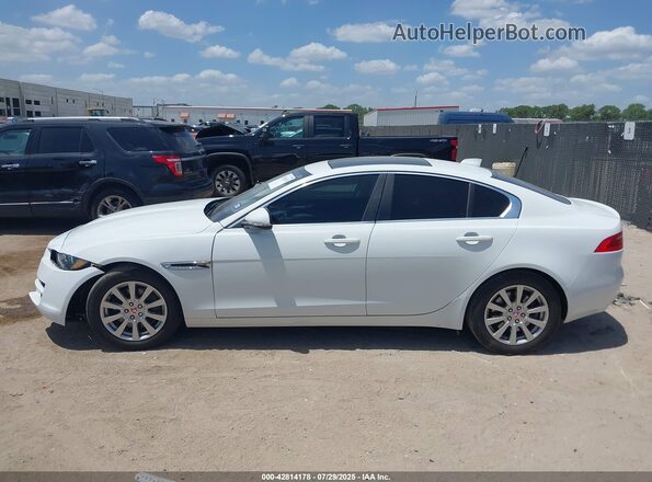 SAJAS4FX4KCP52569 2019 JAGUAR XF White Սալոնի 360 աստիճան տեսք
