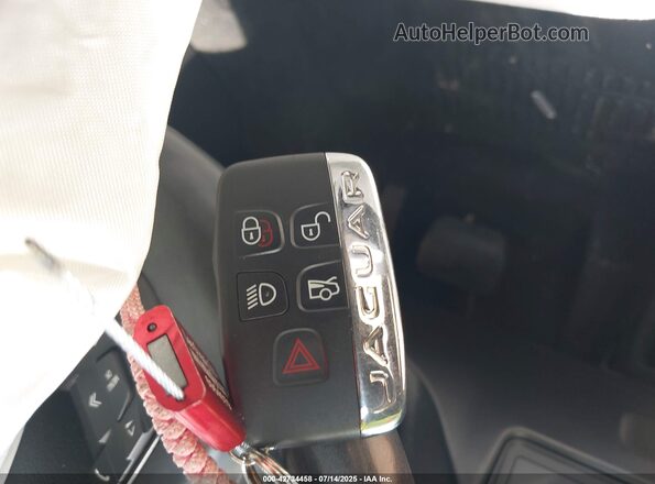 SAJWA6ET0H8K45473 2017 JAGUAR F-TYPE Red 