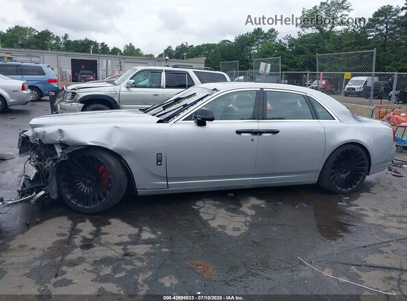 SCA664S59GUX53724 2016 ROLLS-ROYCE GHOST Silver 360 interior view