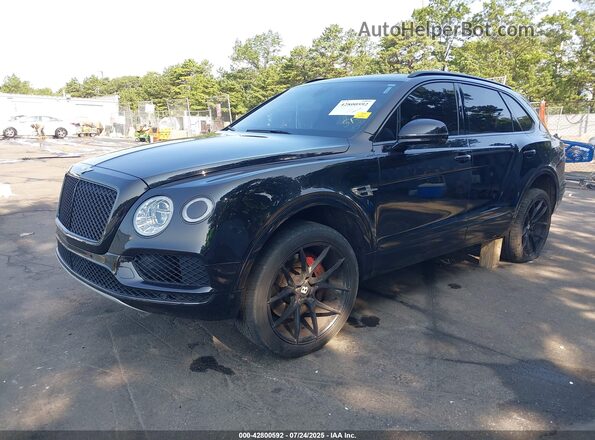 SJAAC2ZV8HC015850 2017 BENTLEY BENTAYGA Черный Передняя левая четверть